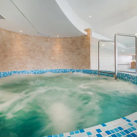 Myflat Club 218 Gold I Wellness Siofok